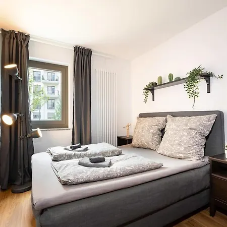 Urban Apartment With 2 Bedrooms München Buitenkant foto