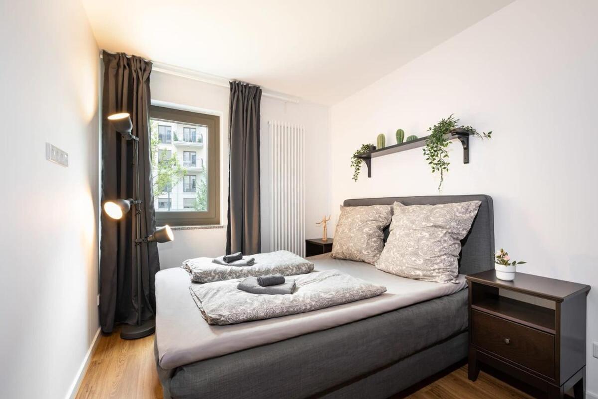 Urban With 2 Bedrooms Apartament *